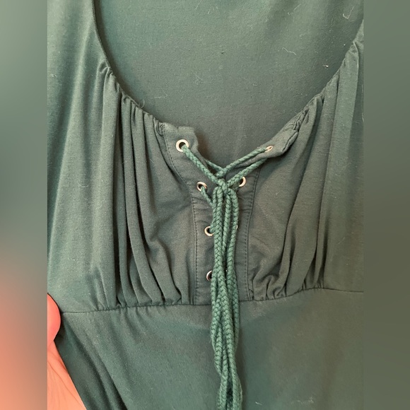 Green PattyBoutik top - Picture 4 of 4